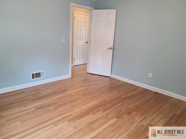 318 Hoover Ave, Edison, NJ 08837 - photo 14