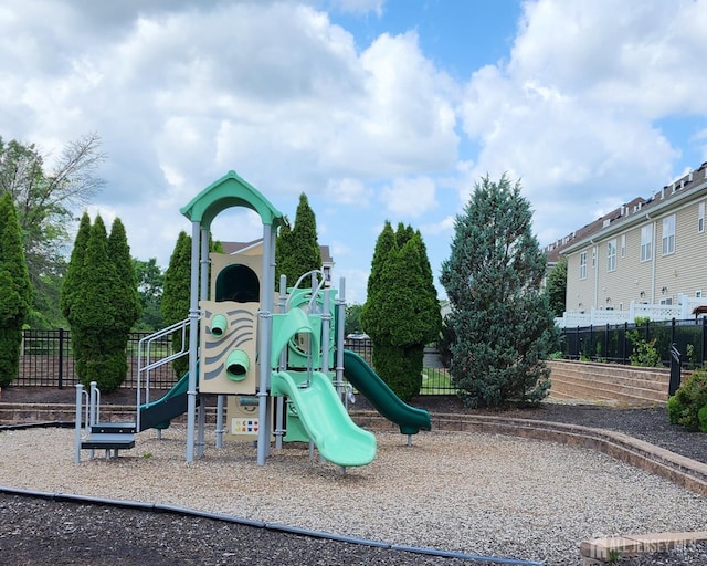 548 E Celebration Way E, South Plainfield, NJ 07080 - view of community play area