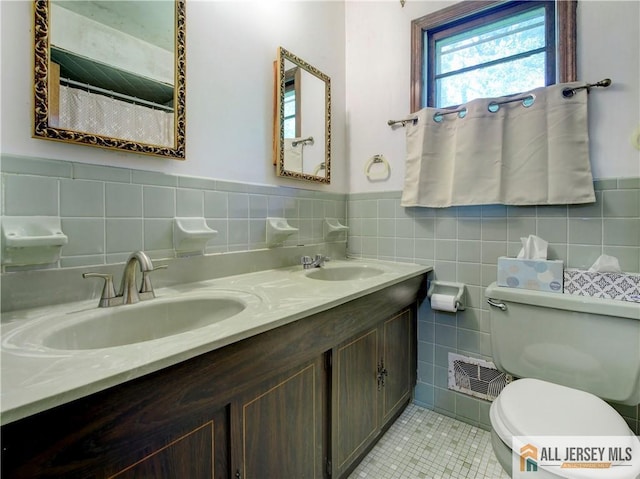 6 Conover Ct, East Brunswick, NJ 08816 - photo 22