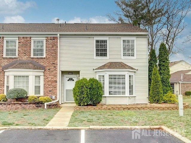 308 Pewter Ct, Old Bridge, NJ 08857 - view of front of house with a front yard