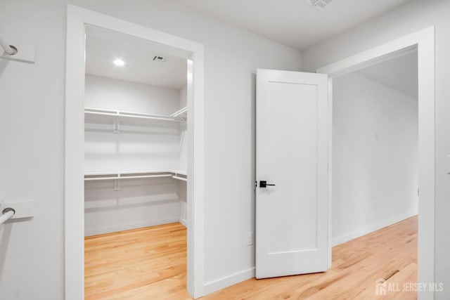 709 Plainfield Ave, Piscataway, NJ 08854 - view of closet