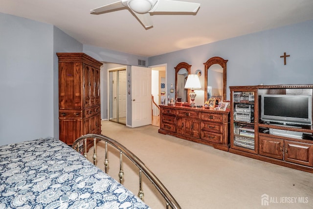 89 King St, Edison, NJ 08820 - bedroom with light colored carpet and a ceiling fan