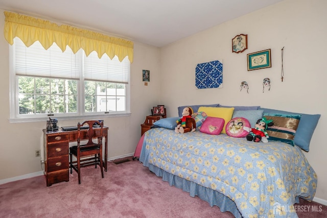 89 King St, Edison, NJ 08820 - bedroom with carpet flooring and baseboards