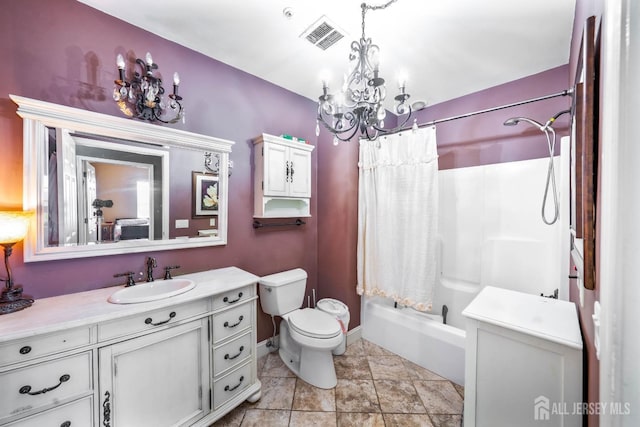 full bathroom with toilet, vanity, shower / bathtub combination with curtain, and an inviting chandelier