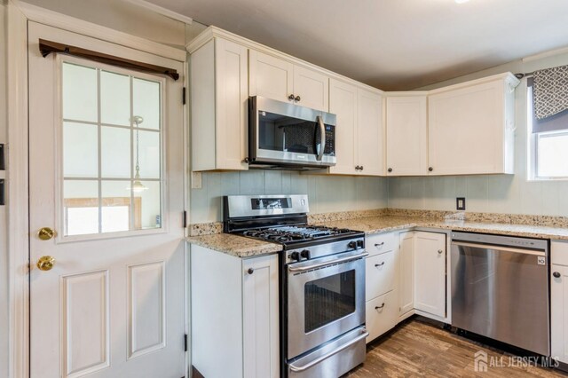 40 Riverview Ave, Piscataway, NJ 08854 - photo 7