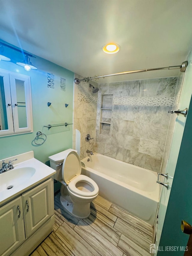 19 Spruce St, Port Reading, NJ 07064 - bathroom with vanity, toilet, and shower / tub combination