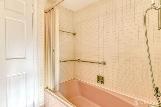 full bathroom with shower / bathtub combination