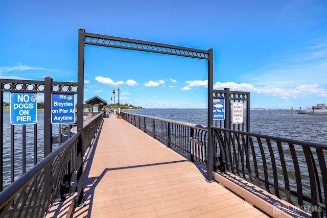 309 1st St, Keyport, NJ 07735 - view of property's community with a water view