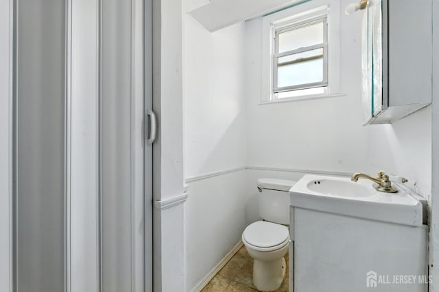 309 1st St, Keyport, NJ 07735 - half bathroom featuring toilet and vanity