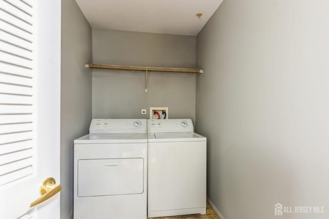 914 Cedar Ct, New Brunswick, NJ 08901 - washroom with separate washer and dryer