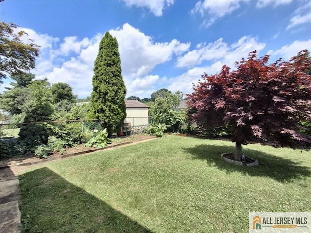 85 Pinetree Dr, Sayreville, NJ 08859 - photo 31