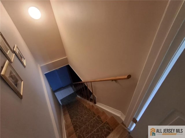 85 Pinetree Dr, Sayreville, NJ 08859 - photo 21