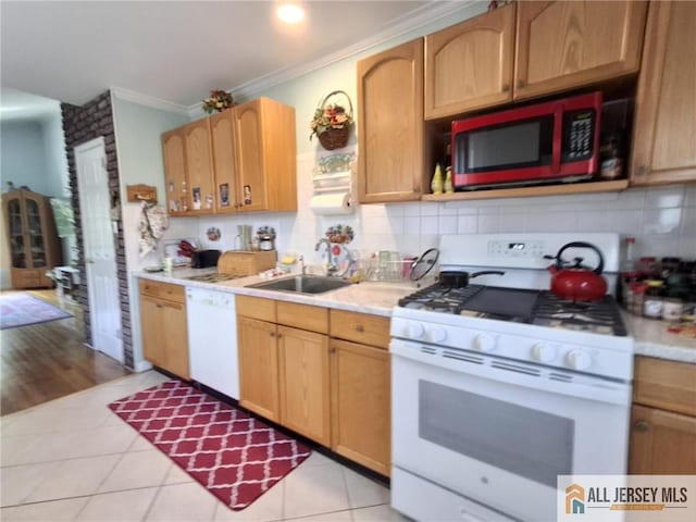 85 Pinetree Dr, Sayreville, NJ 08859 - photo 14
