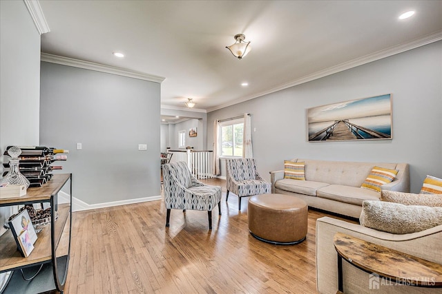 5 Alvin Ct, Menlo Park Terrace, NJ 08840 - living area featuring crown molding, light wood-type flooring, and recessed lighting