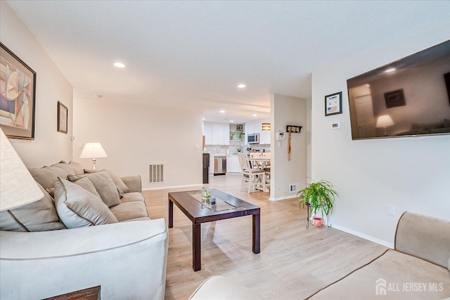 186 Wycoff Way W, East Brunswick, NJ 08816 - photo 9