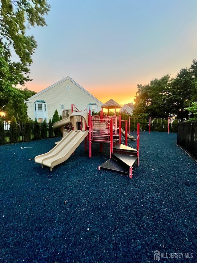 37 Albury Way N, Brunswick, NJ 08902 - view of community playground