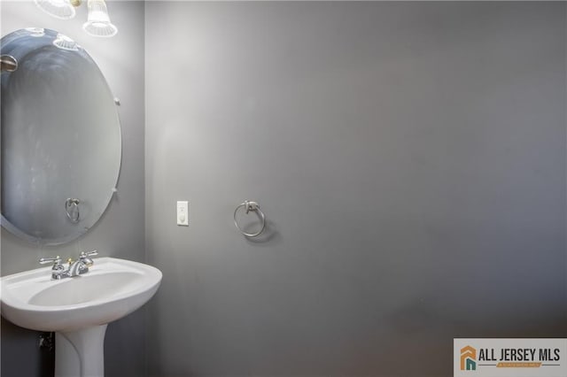 98 S Shore Dr, South Amboy, NJ 08879 - photo 15