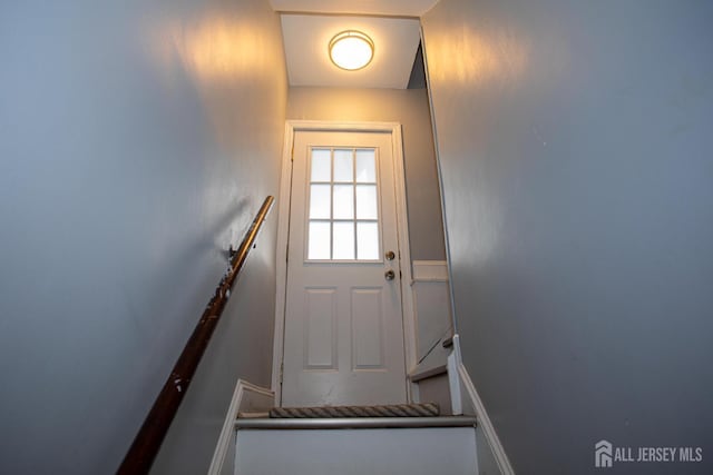 719 Charles St, South Amboy, NJ 08879 - view of entryway