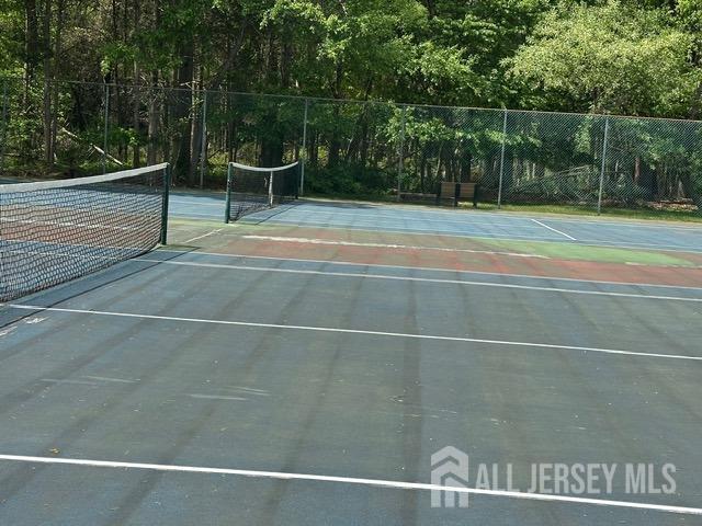 26 Almond Dr, Franklin, NJ 08873 - photo 21