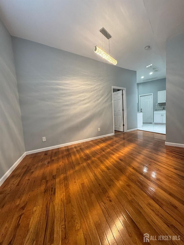 705 S 15th St S, Newark, NJ 07103 - photo 8