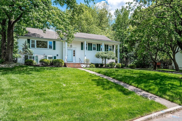9 NW Fielding Pl, Edison, NJ 08820 - split foyer home featuring a front lawn