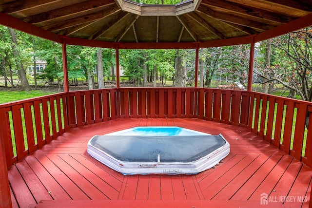 9 NW Fielding Pl, Edison, NJ 08820 - view of deck