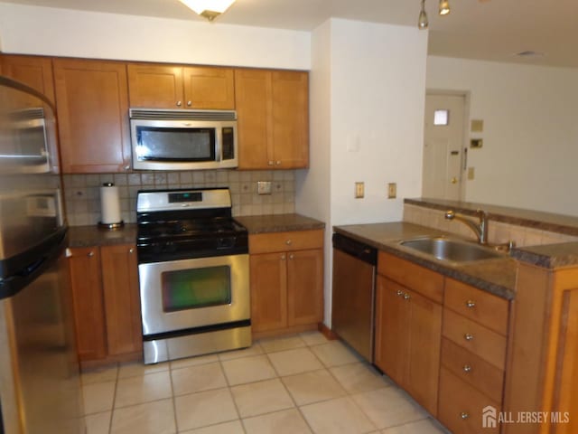353 Crosspointe Dr, East Brunswick, NJ 08816 - photo 7