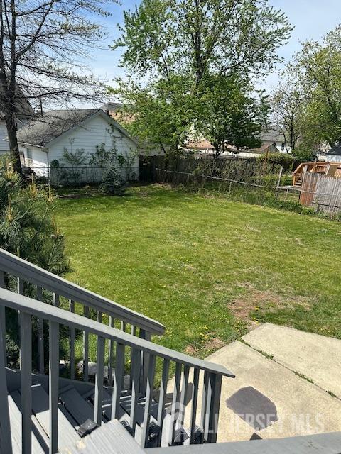 68 Suydam Ave, Edison, NJ 08817 - view of fenced backyard