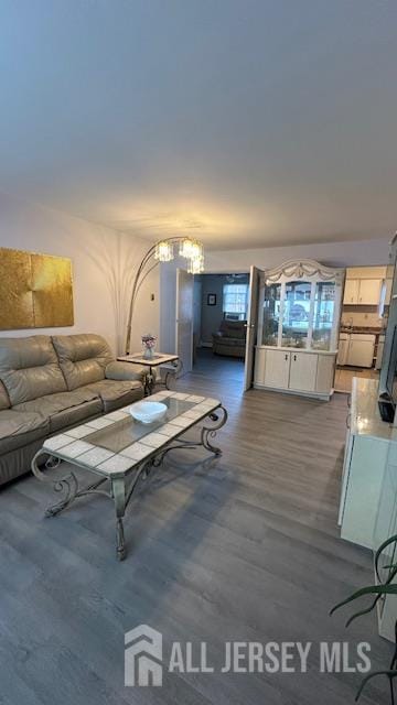 46 Gramercy Gdns, Middlesex, NJ 08846 - living room with wood finished floors