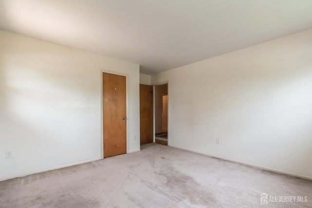 58 Devon Dr, Piscataway, NJ 08854 - photo 25