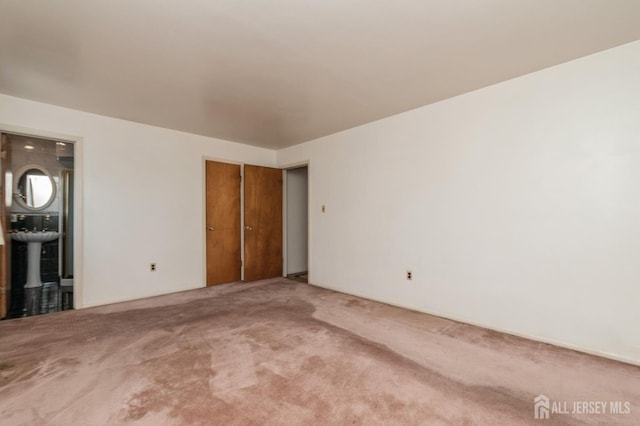 58 Devon Dr, Piscataway, NJ 08854 - photo 20