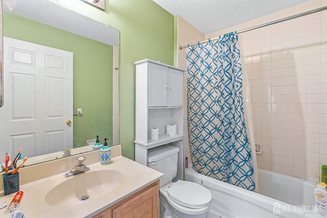 199 Prestwick Way, Edison, NJ 08820 - bathroom featuring vanity, a textured ceiling, and shower / bath combo