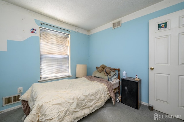 23 Newburgh Dr, Edison, NJ 08820 - bedroom featuring carpet flooring and a textured ceiling