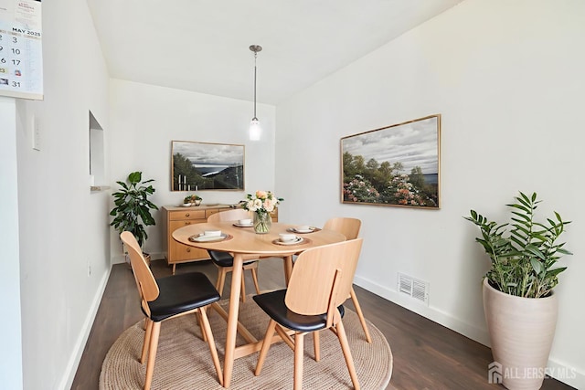 33 Rachel Ct, Franklin Twsp, NJ 08823 - dining space featuring dark wood-style flooring and baseboards