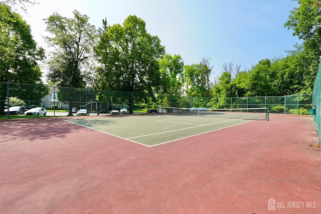 33 Rachel Ct, Franklin Twsp, NJ 08823 - view of tennis court