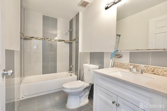 33 Rachel Ct, Franklin Twsp, NJ 08823 - full bathroom featuring tile patterned floors, toilet, vanity, and  shower combination