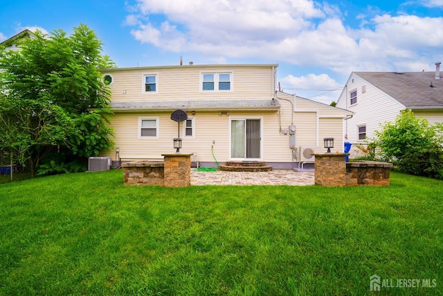 314 Benjamin Ave, Iselin, NJ 08830 - rear view of property featuring a yard and a patio