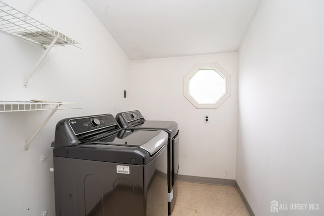 314 Benjamin Ave, Iselin, NJ 08830 - laundry room featuring independent washer and dryer and baseboards
