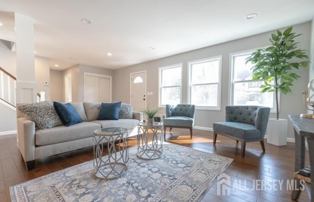 25 4th Pl, Piscataway, NJ 08854 - photo 3