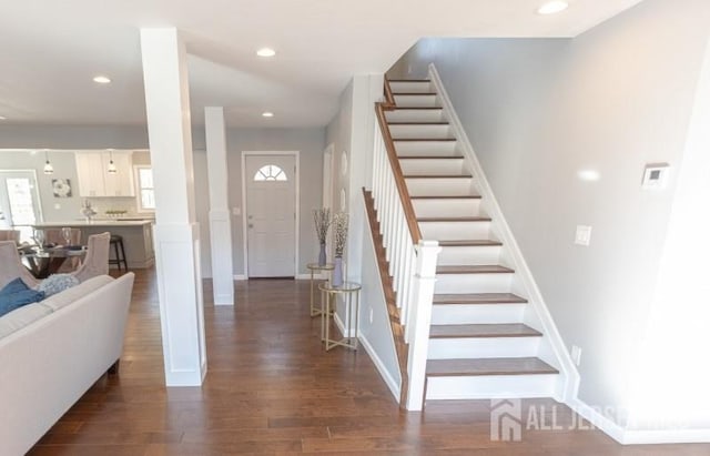 25 4th Pl, Piscataway, NJ 08854 - photo 2
