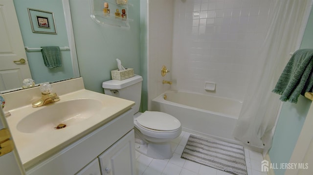 39 Leeds Ln, Monroe, NJ 08831 - bathroom with toilet, tile patterned flooring, vanity, and shower / bath combo with shower curtain
