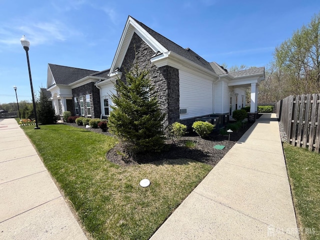 812 Stiller Ln, Monroe, NJ 08831 - view of side of home with stone siding