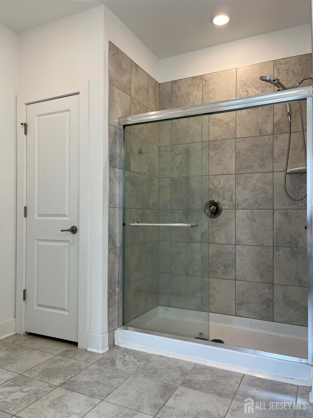 812 Stiller Ln, Monroe, NJ 08831 - full bathroom featuring a shower stall, recessed lighting, and baseboards