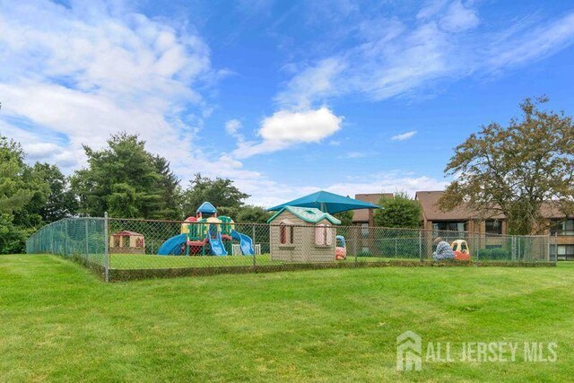 320 Willowbrook Dr, North Brunswick, NJ 08902 - view of communal playground