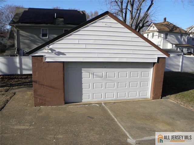 5 E Kupsch St, Sayreville, NJ 08872 - garage with solar panels
