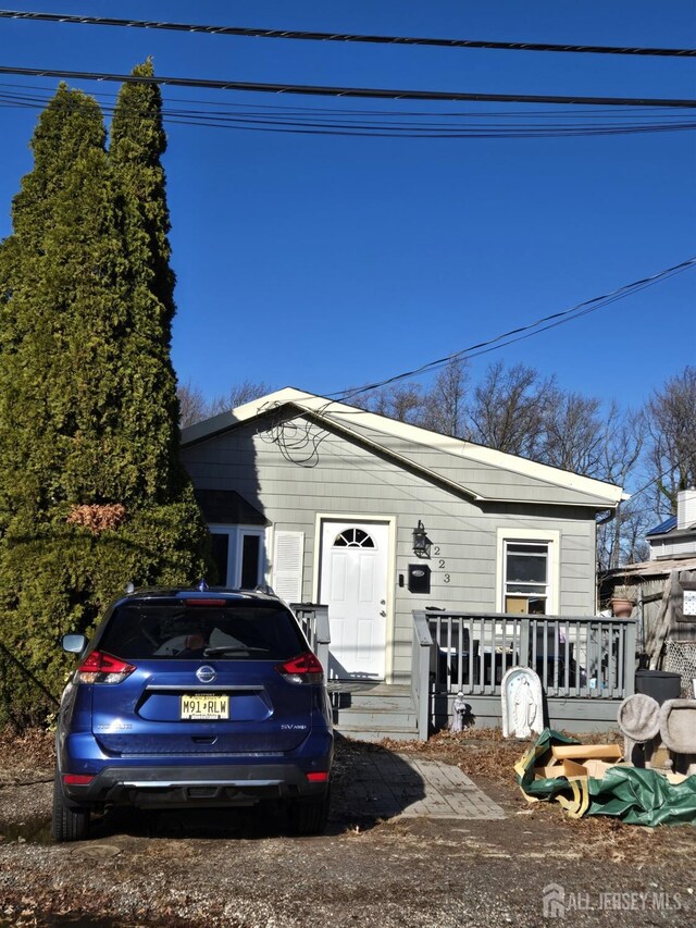 view of front of property