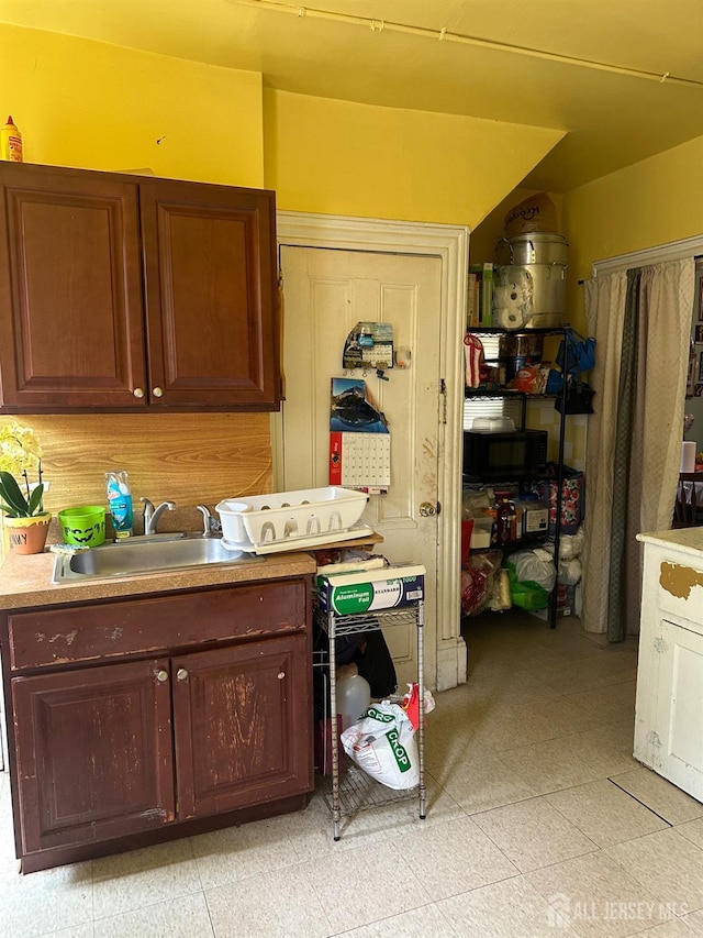 290 Redmond St, New Brunswick, NJ 08901 - kitchen featuring light countertops and light flooring