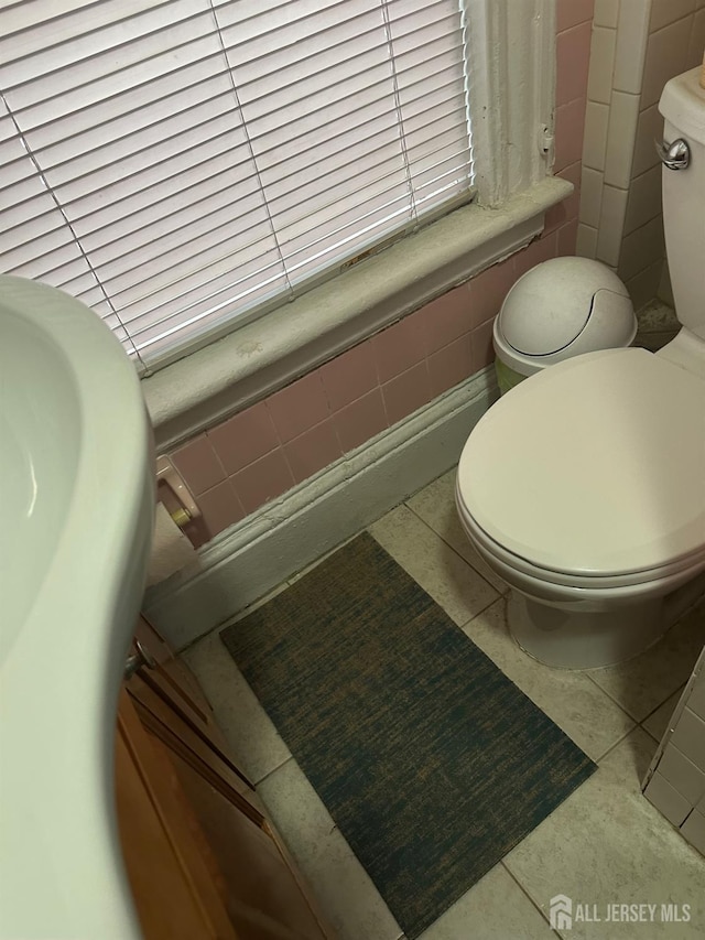 290 Redmond St, New Brunswick, NJ 08901 - bathroom with toilet and tile patterned flooring