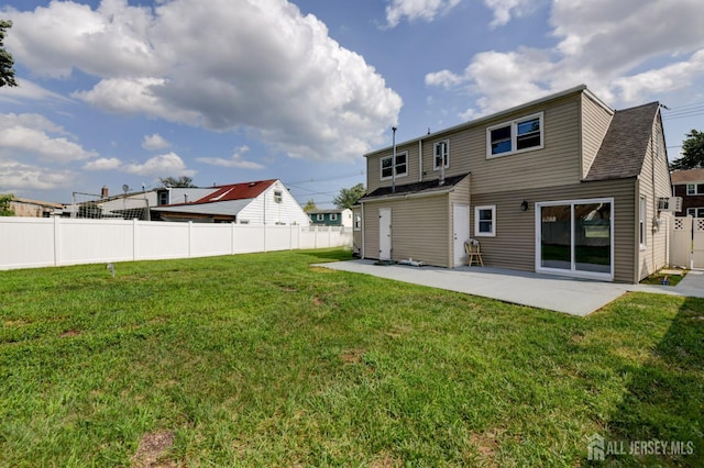 58 Willow St, Carteret, NJ 07008 - photo 4
