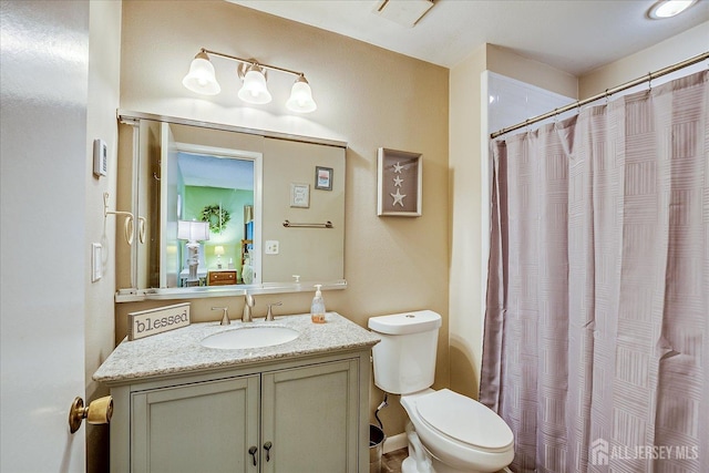 444 Dahlia Plz, Monroe, NJ 08831 - full bath with vanity, toilet, and curtained shower